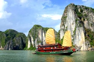 HAI LONG JUNKS 3 DAYS